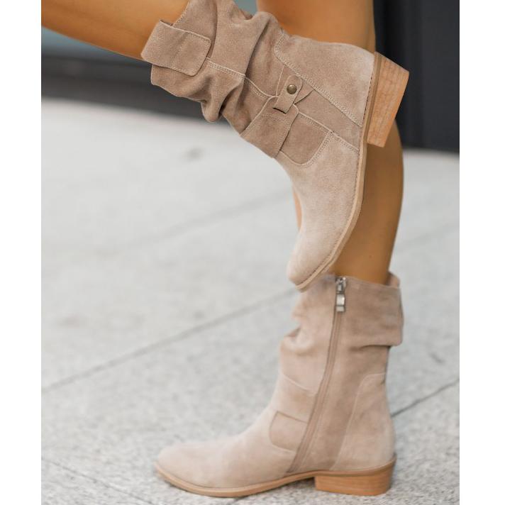 Della | Women&