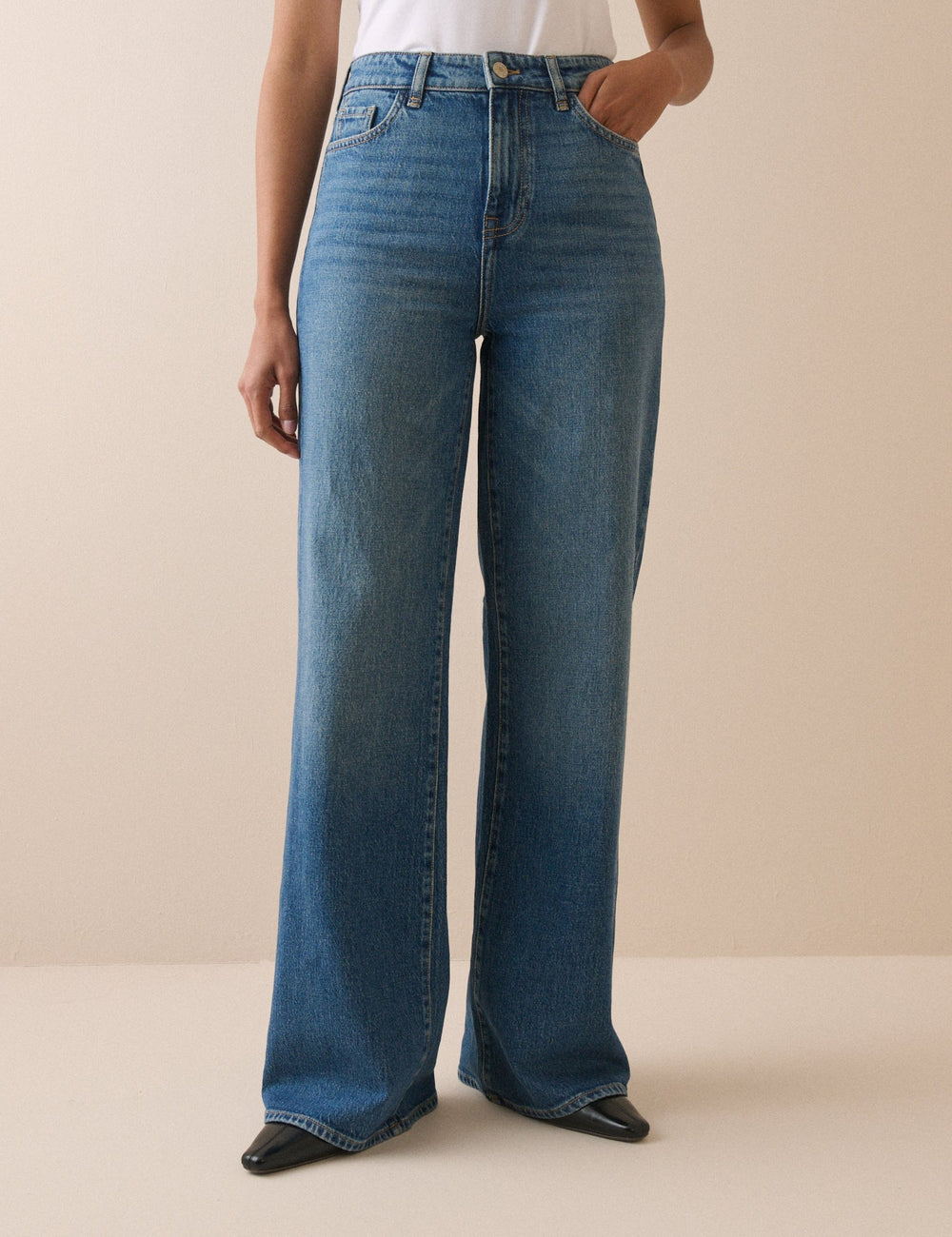 Delvara | Women's Baggy High Rise Wide Leg Jeans - Blue - Image 2
