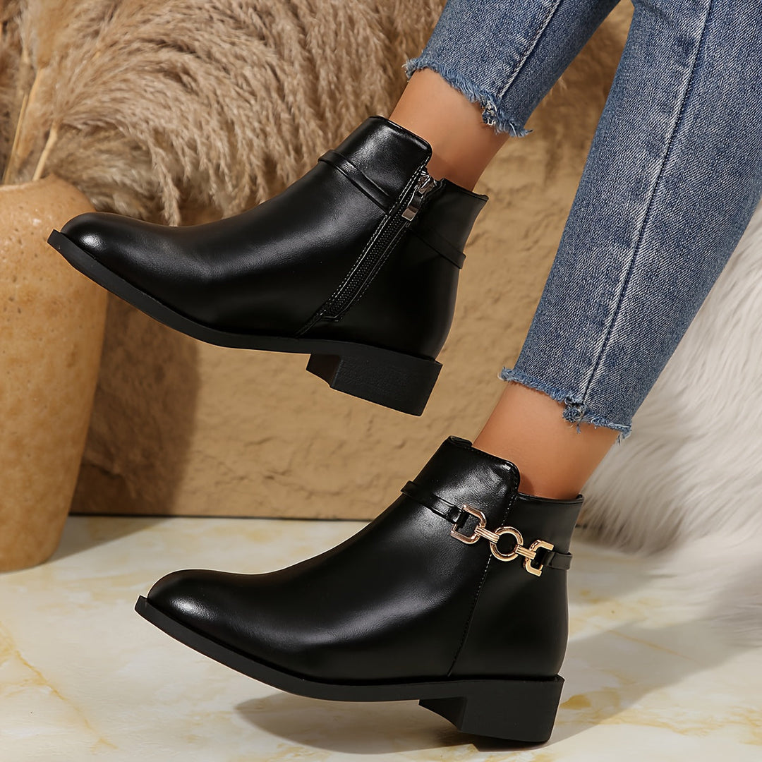 Lorraine | Women&