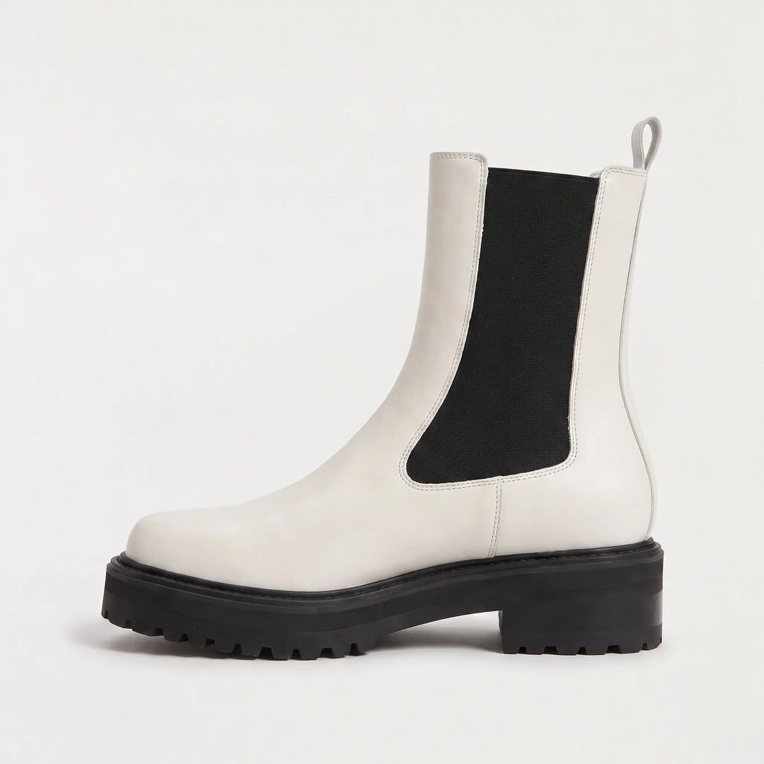 Marvindra | Women's Chelsea Ankle Boot Platform - White - Image 1