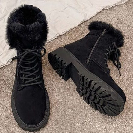 Orvessa | Women's Winter Boots with Faux Fur Collar - Black - Image 1