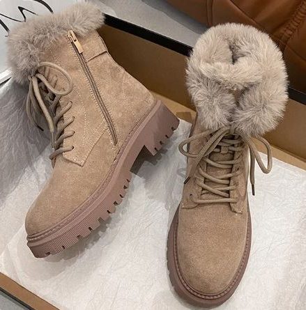 Orvessa | Women's Winter Boots with Faux Fur Collar - Black - Image 2