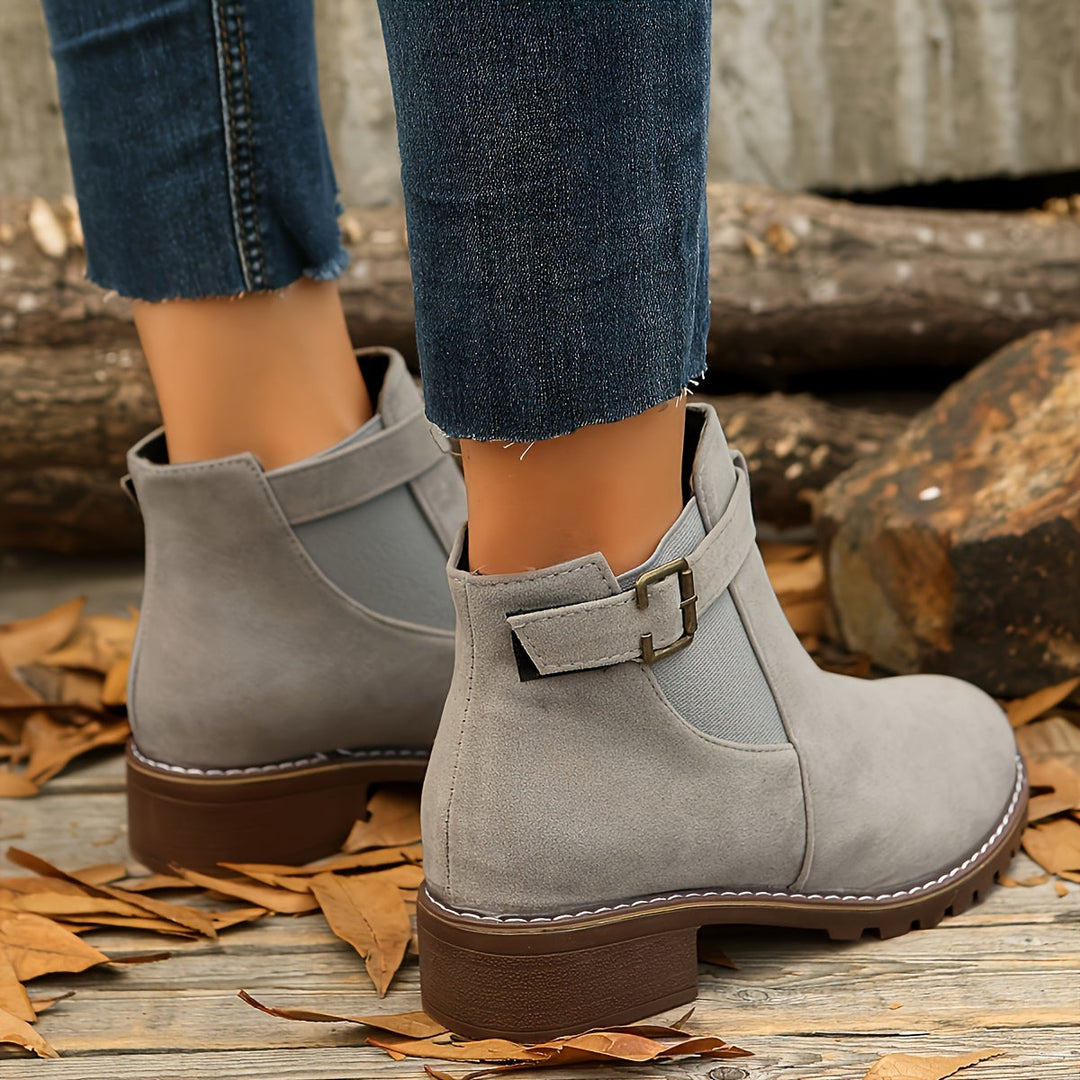 Renata | Women&