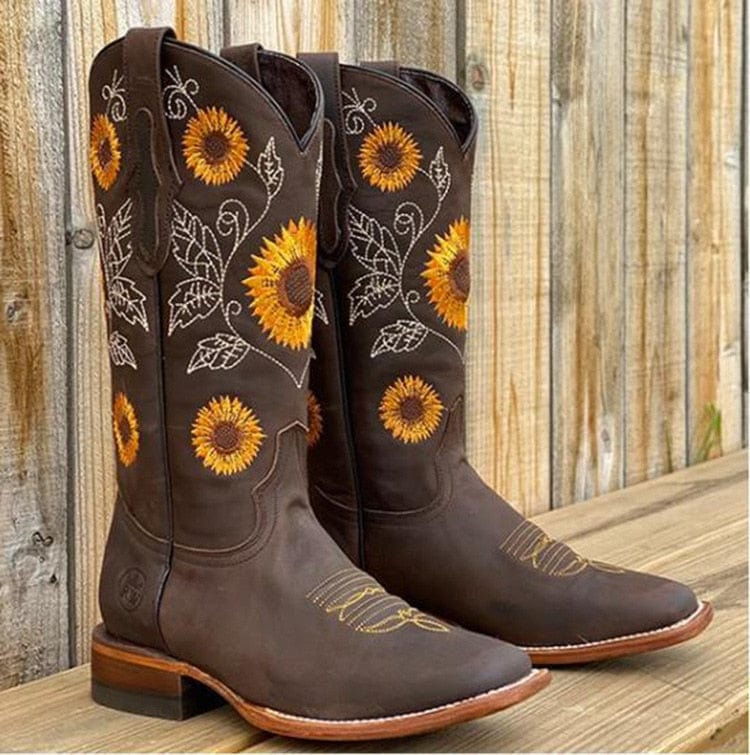 Sunniva | Women's Knee-High Western Cowboy Boots - Image 2