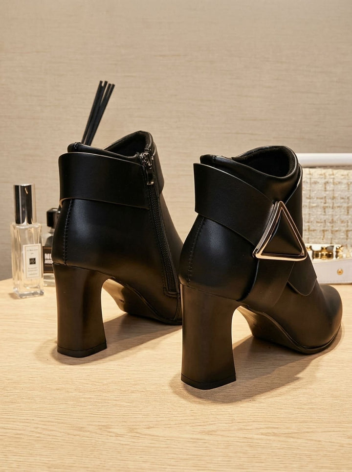 Zelvara | Women&